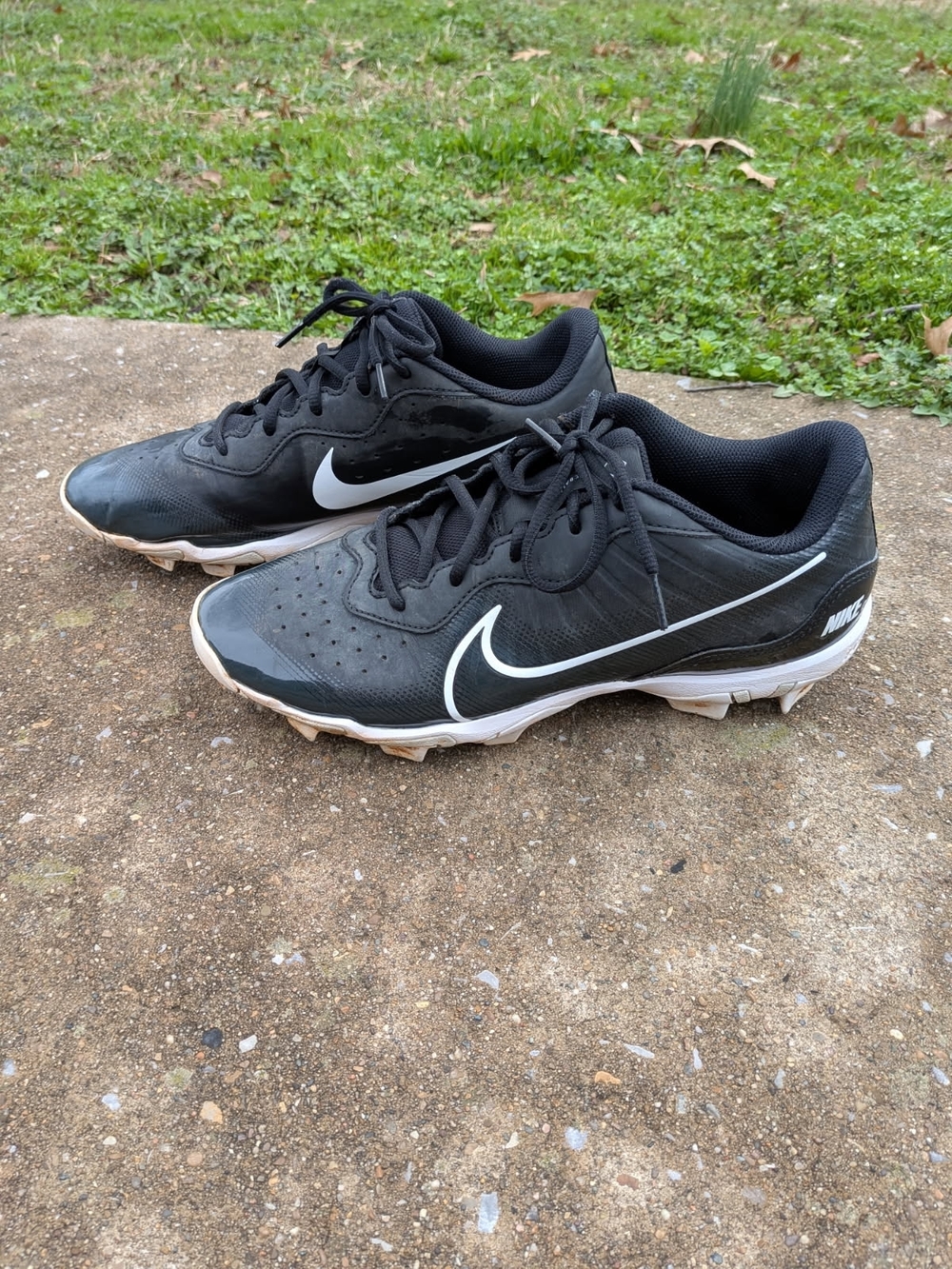 Nike Fastflex Men’s Black Athletic Cleats Size 10